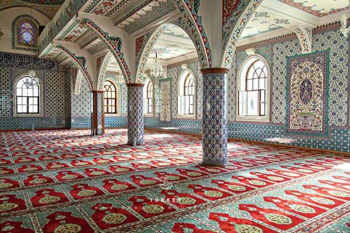 ساعت کاری مسجد ایاصوفیه استانبول
