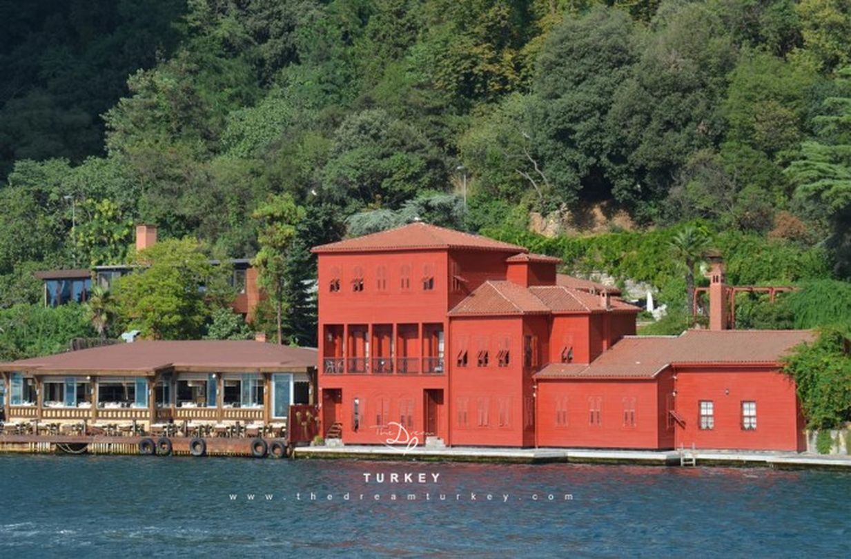  خانه قرمز استانبول