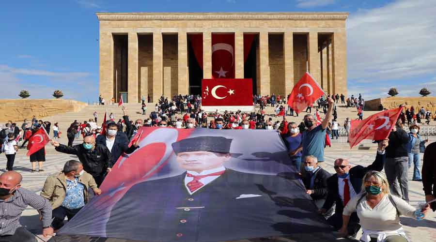 روز جمهوری (۲۹ اکتبر) روز جمهوری (۲۹ اکتبر)